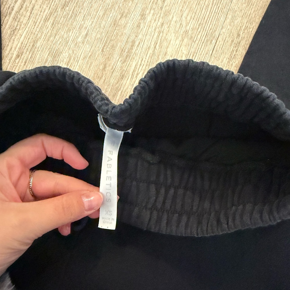 Fabletics Sweatpants - Picture 2 of 2